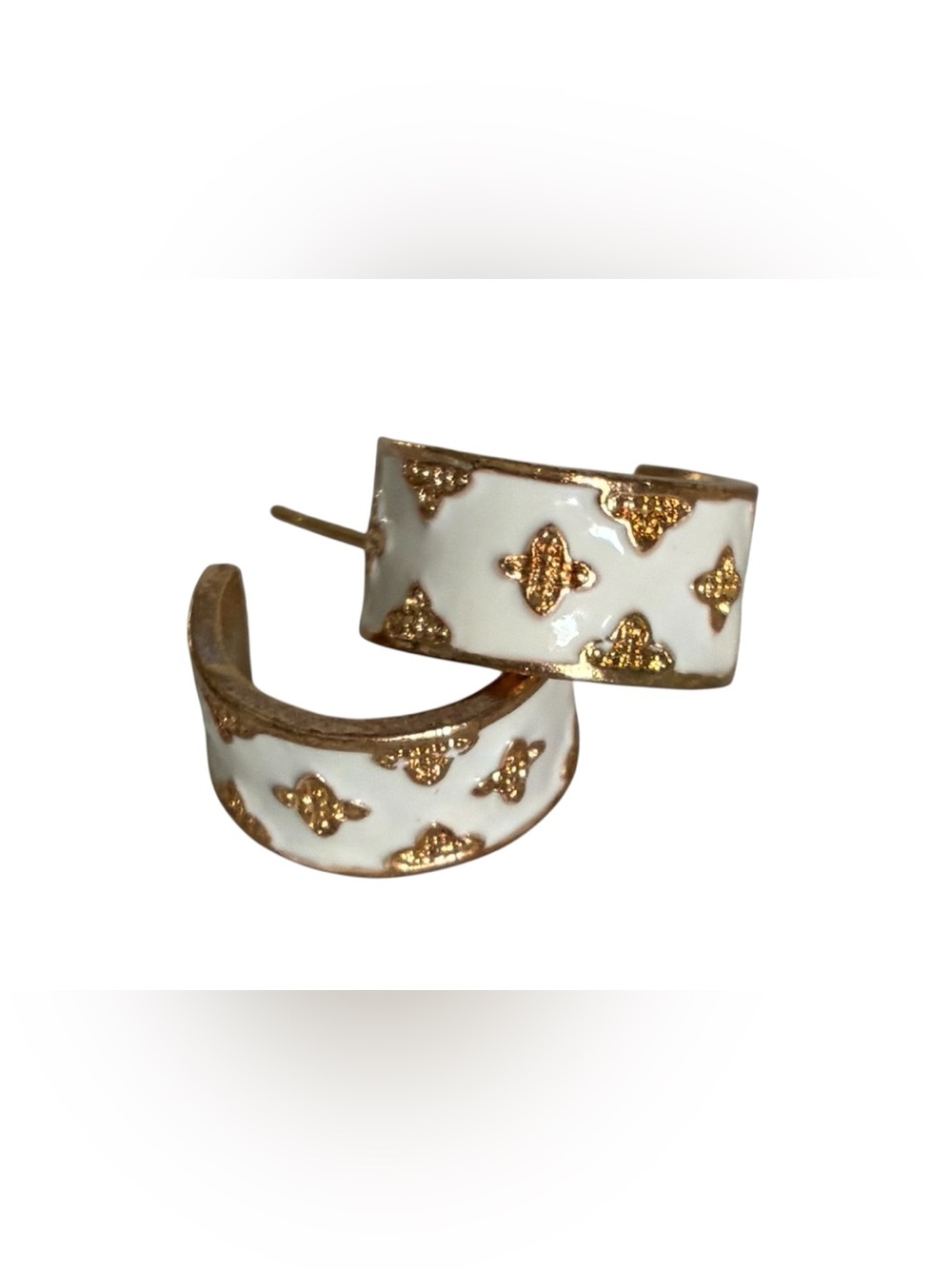 ENAMEL HOOP EARRINGS C SHAPED
